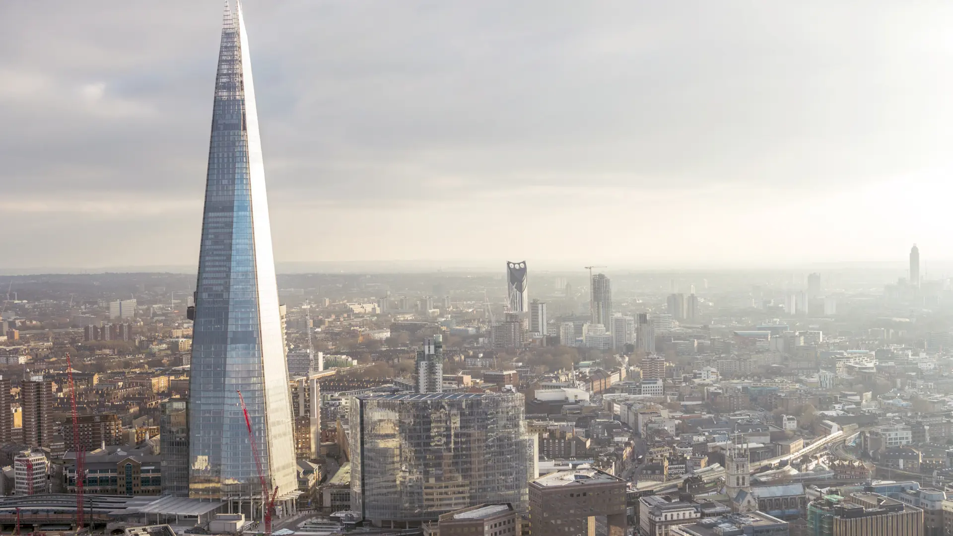 Collas Crill advises on UK property refinancing