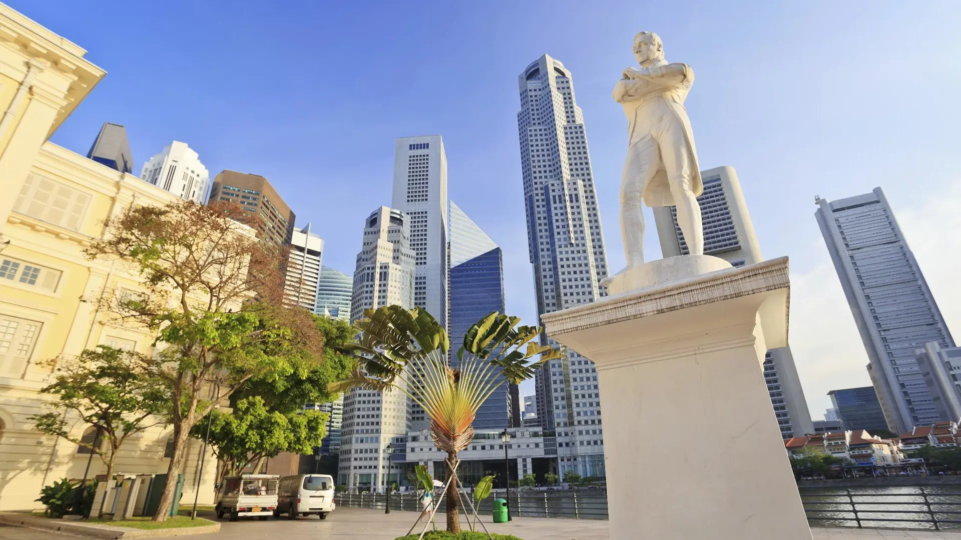 Associate admitted as attorney-at-law in the Cayman Islands