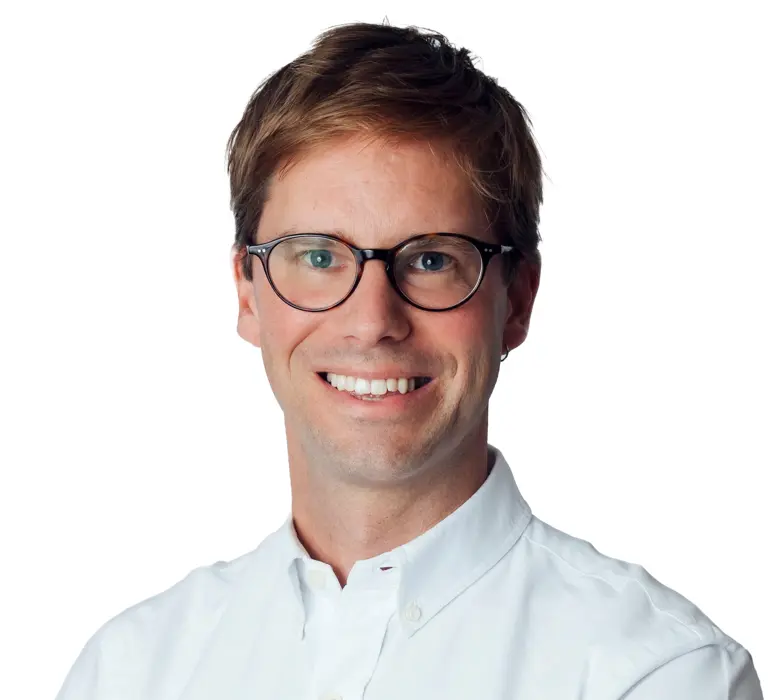 Tom Lockridge Tom Leveridge - Associate, Private Client and Trusts | Collas Crill